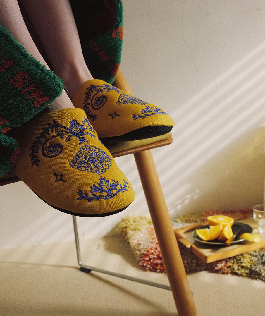 Doodle Persian Room Shoes Yellow 2sizes