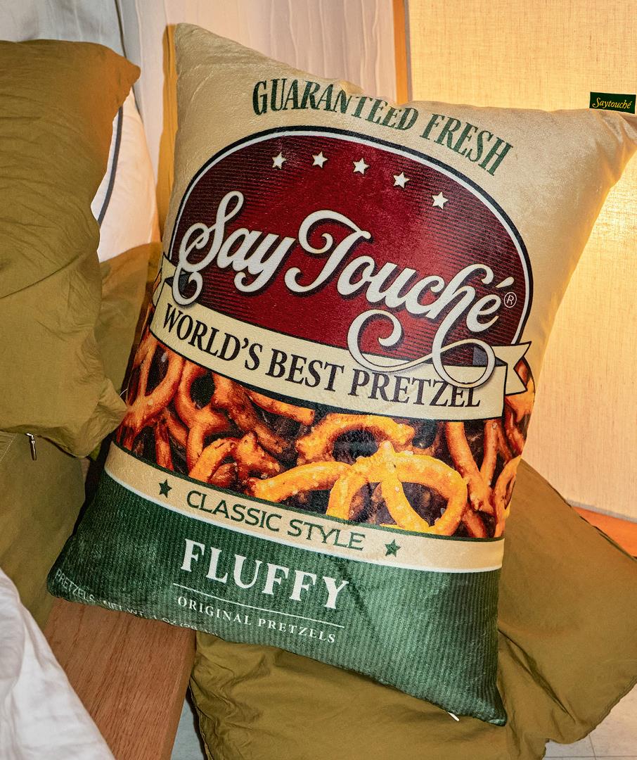 Pretzel Cushion