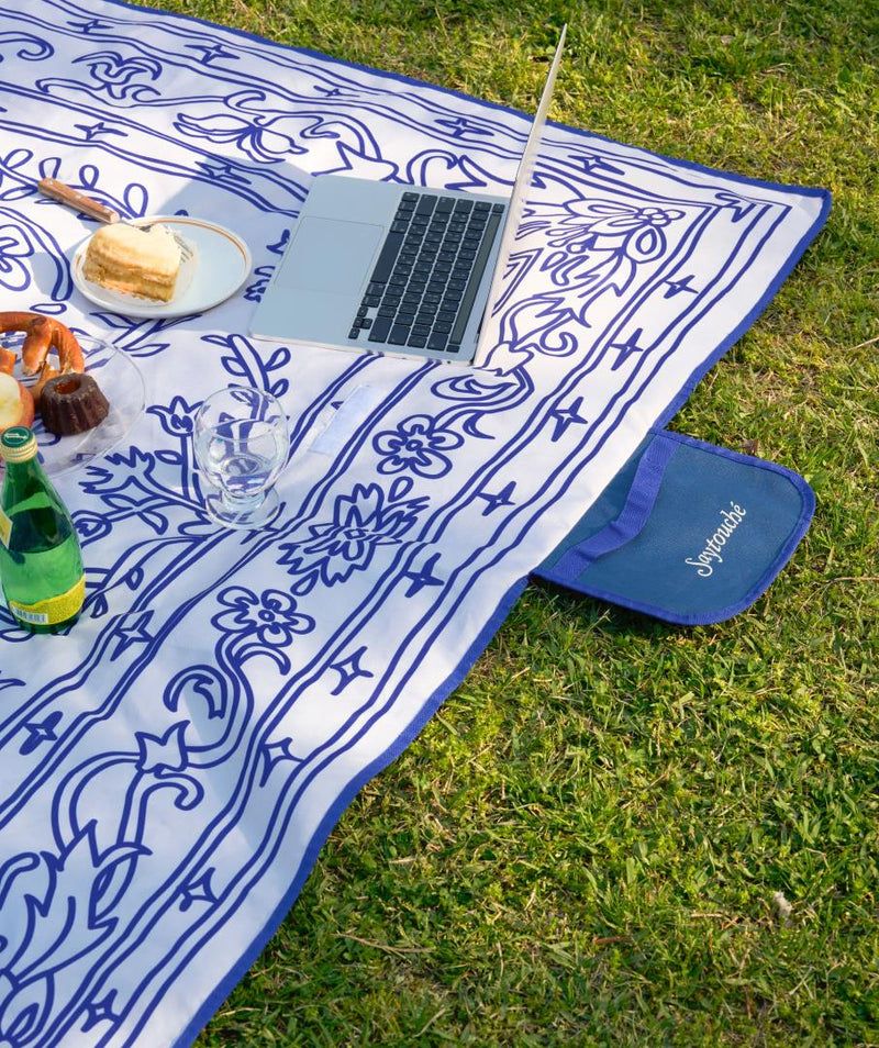 Doodle Persian Picnic Mat Blue