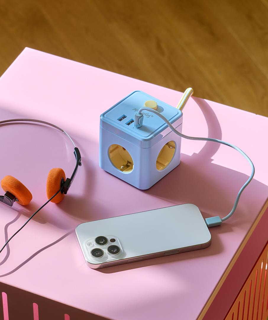 Cube Multi Plug Pastel Blue