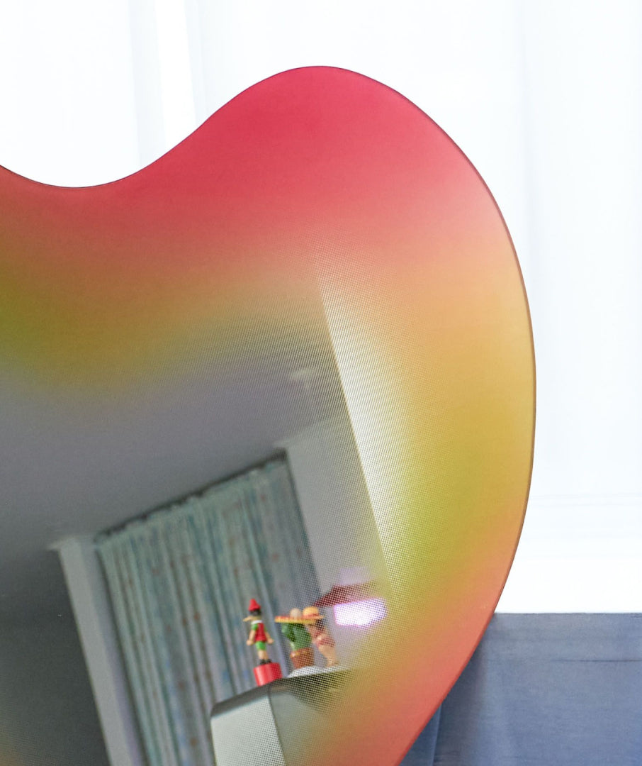 Liquified Gradient Mirror Pink