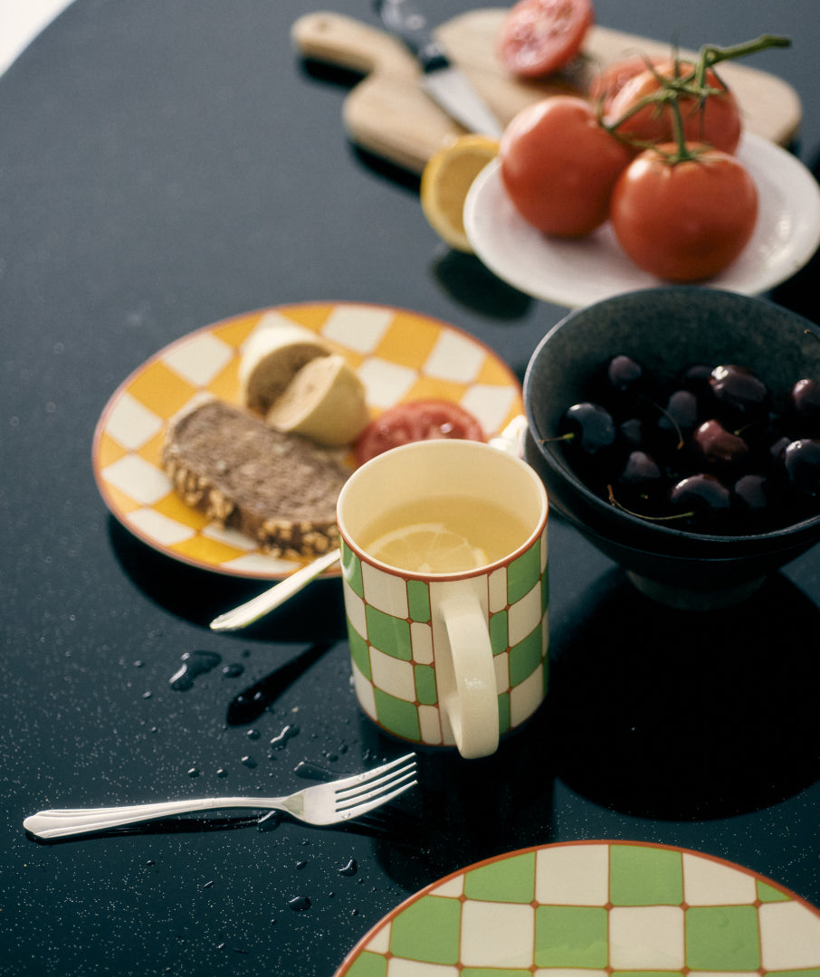 Checkerboard Plate Yellow